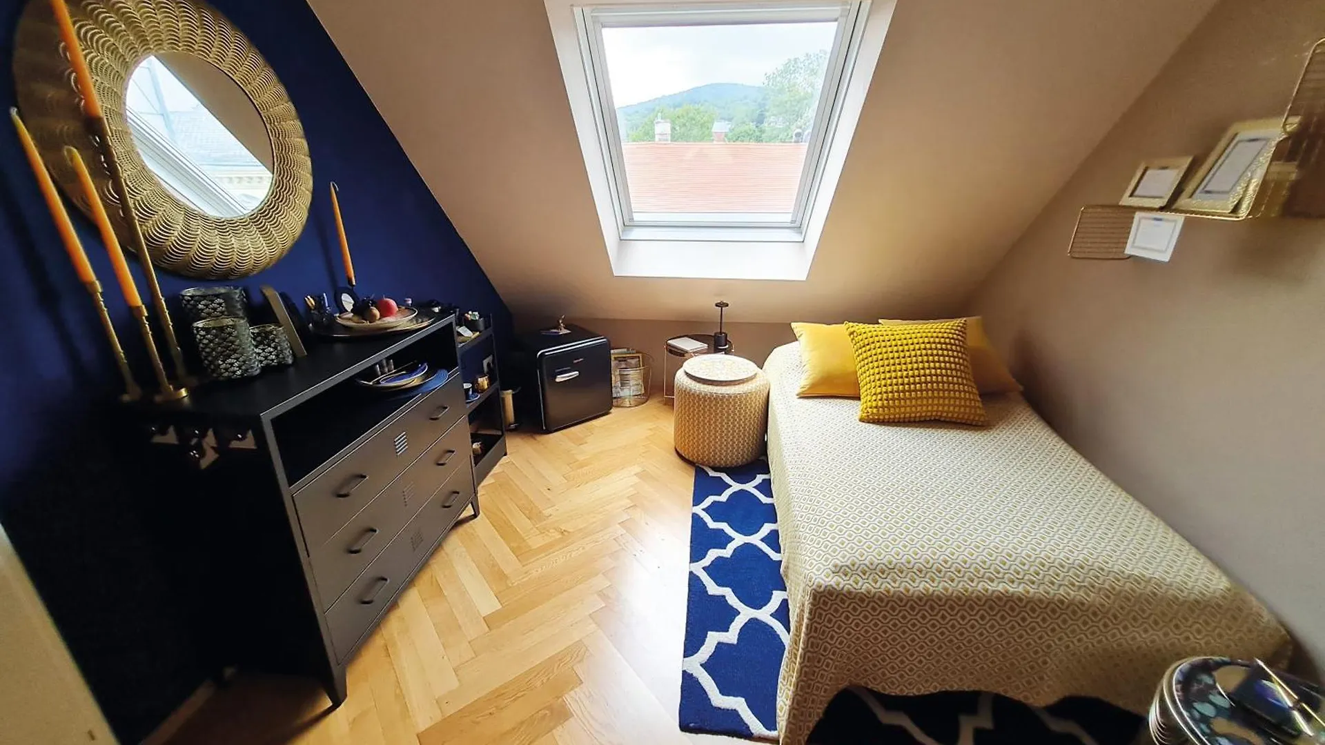 Your Little Sparkle Room 
